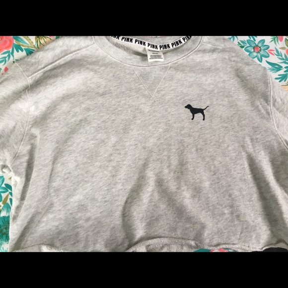 PINK Victoria's Secret Tops - Victoria’s Secret Pink Medium Crop top
